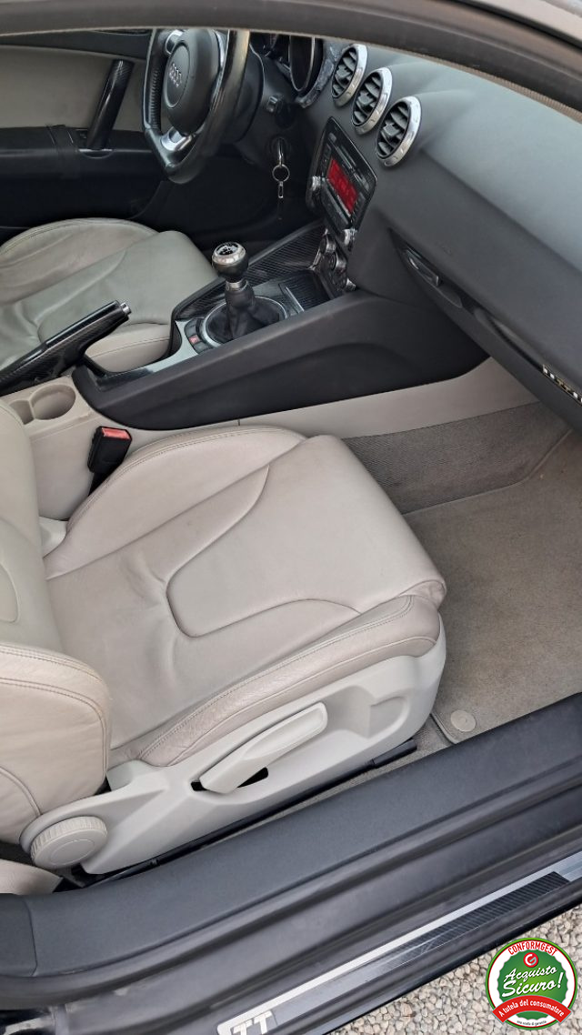 AUDI TT usata, con Alzacristalli elettrici