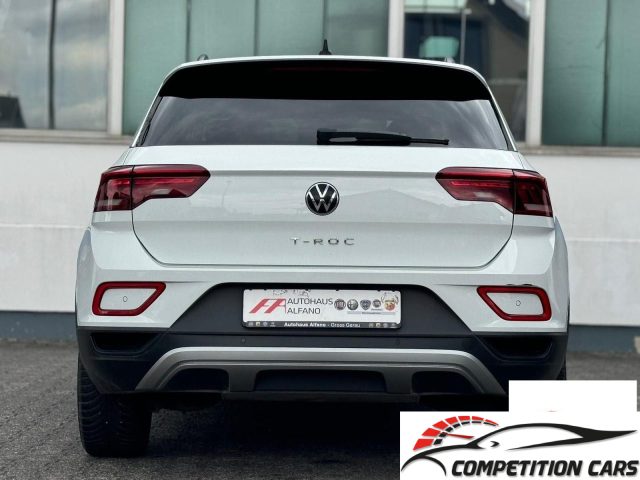 VOLKSWAGEN T-Roc usata, con Autoradio