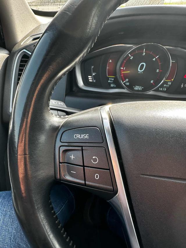 VOLVO XC60 usata 18