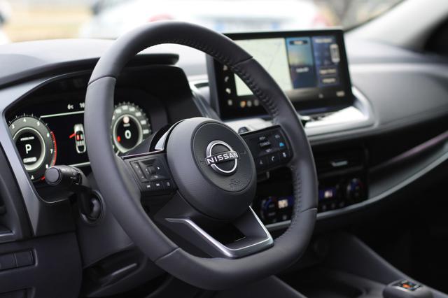 NISSAN Qashqai usata, con Autoradio