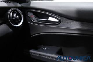 ALFA ROMEO Stelvio usata, con Specchietti laterali elettrici