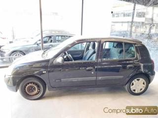 RENAULT Clio usata 12
