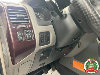 MITSUBISHI Pajero usata 14