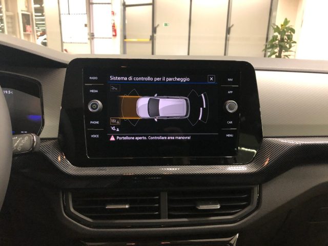 VOLKSWAGEN T-Cross usata, con Controllo elettronico della corsia
