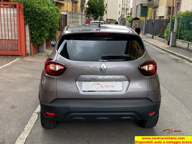 RENAULT Captur usata, con Autoradio