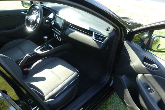 RENAULT Clio usata 53