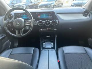 MERCEDES-BENZ GLA 200 usata, con Autoradio