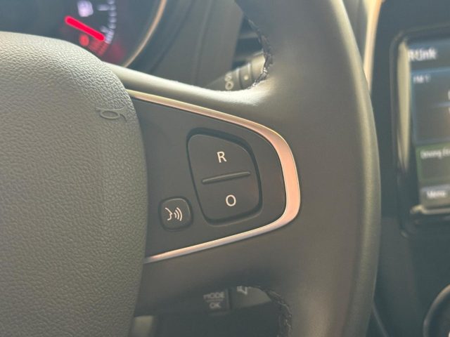 RENAULT Captur usata, con Sistema di navigazione