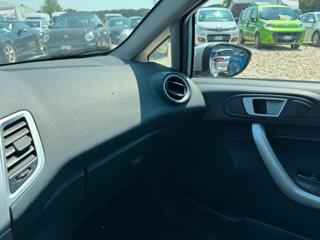 FORD Fiesta usata, con ESP