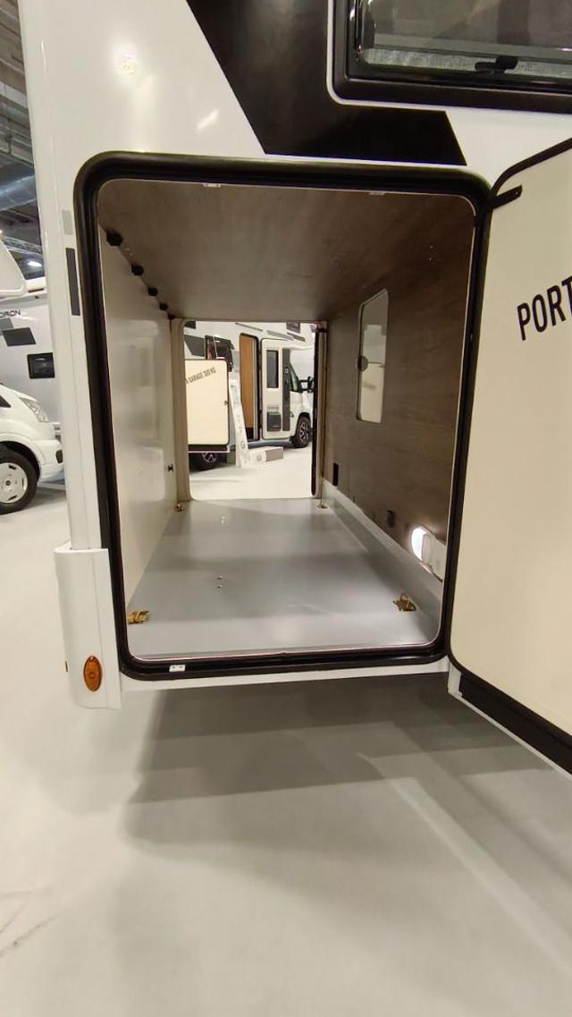 CI INTERNATIONAL usata 2