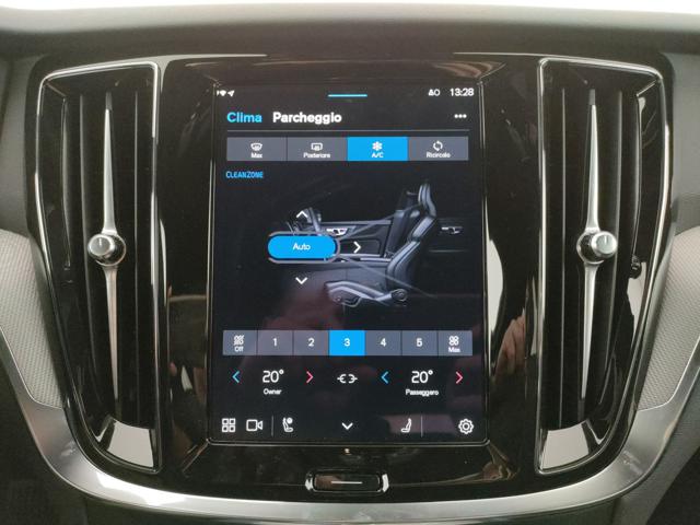 VOLVO V60 usata, con Portellone posteriore elettrico