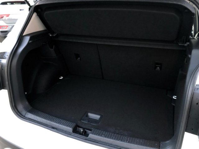 VOLKSWAGEN T-Cross usata, con Telecamera per parcheggio assistito