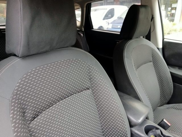 NISSAN Qashqai usata, con Vetri oscurati