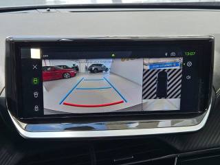 PEUGEOT 2008 usata, con Touch screen