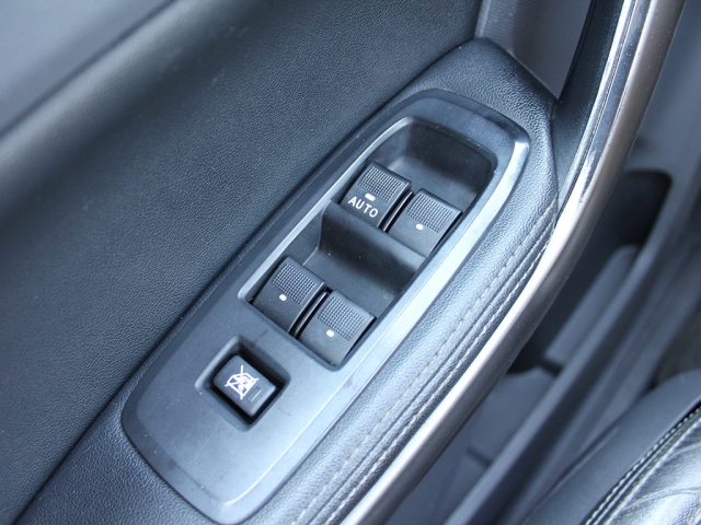 FORD Ranger usata, con Volante in pelle