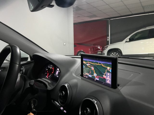 AUDI A3 usata, con Autoradio