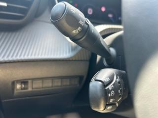 PEUGEOT 2008 usata, con Controllo trazione
