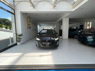 PEUGEOT 208 usata, con Alzacristalli elettrici