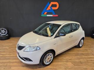 LANCIA Ypsilon usata, con Airbag