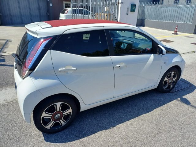 TOYOTA Aygo usata, con Airbag laterali