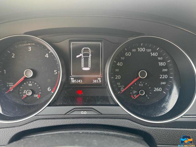 VOLKSWAGEN Passat usata, con Fendinebbia