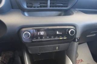 TOYOTA Yaris usata, con Bluetooth