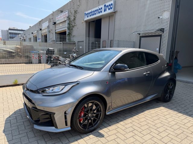 TOYOTA Yaris usata, con Airbag laterali