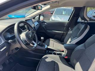 RENAULT Captur usata, con Autoradio