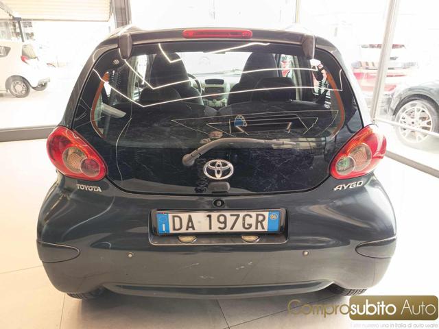 TOYOTA Aygo usata, con Chiusura centralizzata
