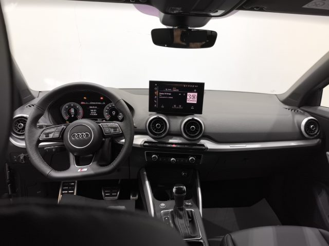 AUDI Q2 usata, con USB