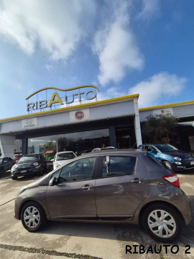 TOYOTA Yaris usata, con Servosterzo