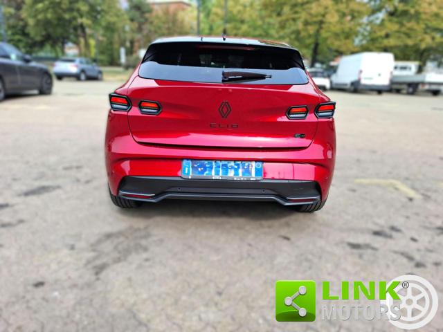 RENAULT Clio usata, con Sedili sportivi