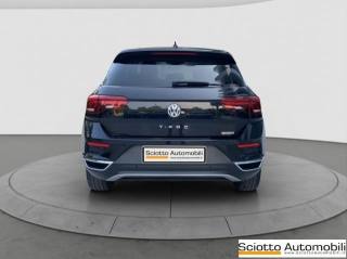 VOLKSWAGEN T-Roc usata, con Autoradio