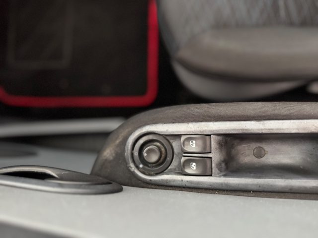 RENAULT Clio usata 14