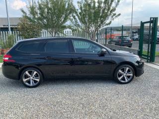 PEUGEOT 308 usata, con Autoradio