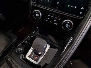 JAGUAR E-Pace usata, con Park Distance Control