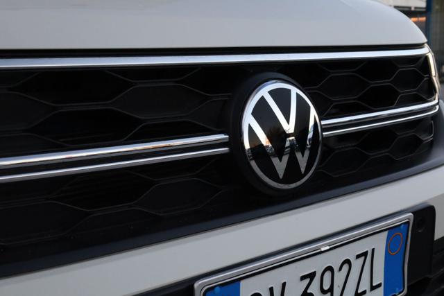 VOLKSWAGEN Taigo usata, con Schermo multifunzione interamente digitale