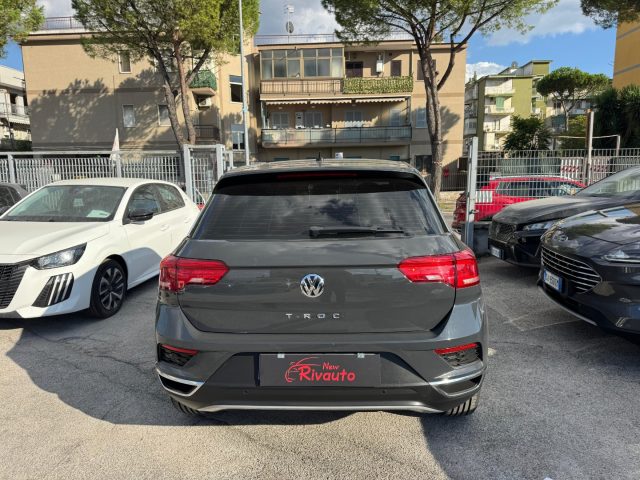 VOLKSWAGEN T-Roc usata, con Alzacristalli elettrici