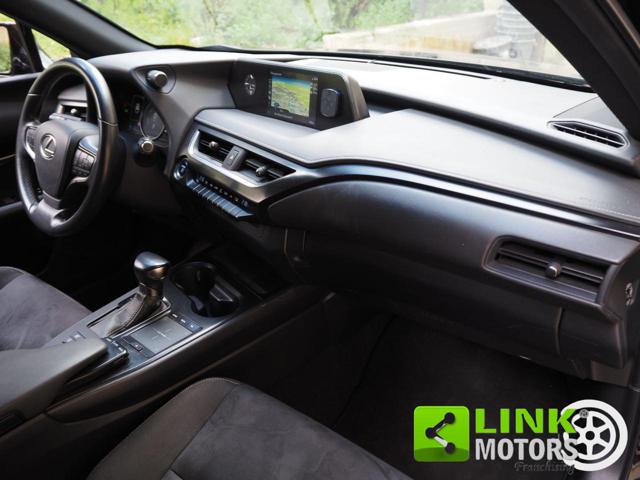 LEXUS UX 250h usata 43