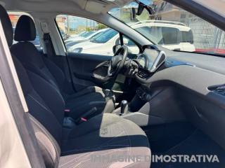 PEUGEOT 208 usata, con Controllo trazione