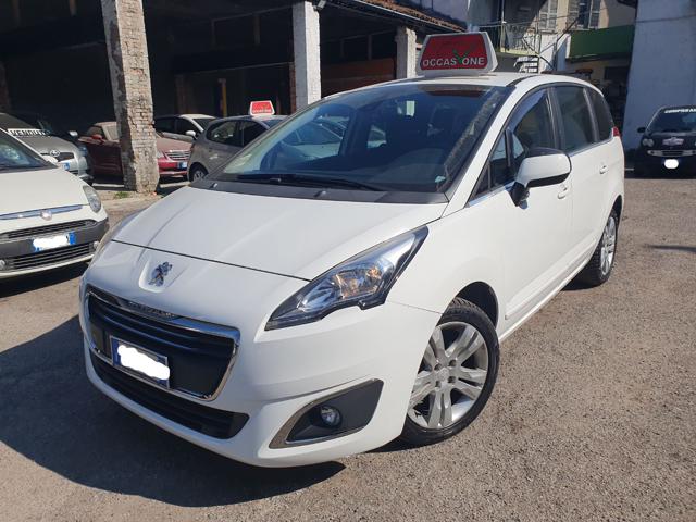 PEUGEOT 5008 usata, con ABS