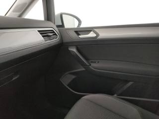 VOLKSWAGEN Touran usata, con Sedile posteriore sdoppiato