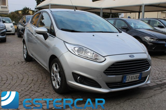 FORD Fiesta usata, con Boardcomputer
