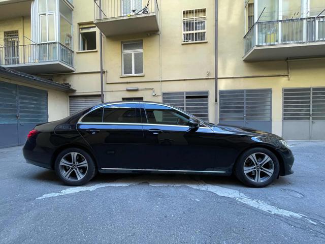 MERCEDES-BENZ E 200 usata, con Alzacristalli elettrici