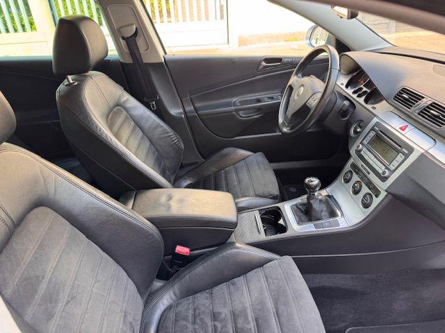 VOLKSWAGEN Passat usata, con Airbag laterali