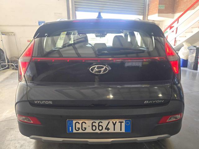 HYUNDAI Bayon usata, con Autoradio