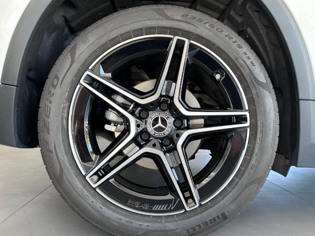 MERCEDES-BENZ GLA 200 usata, con Chiusura centralizzata