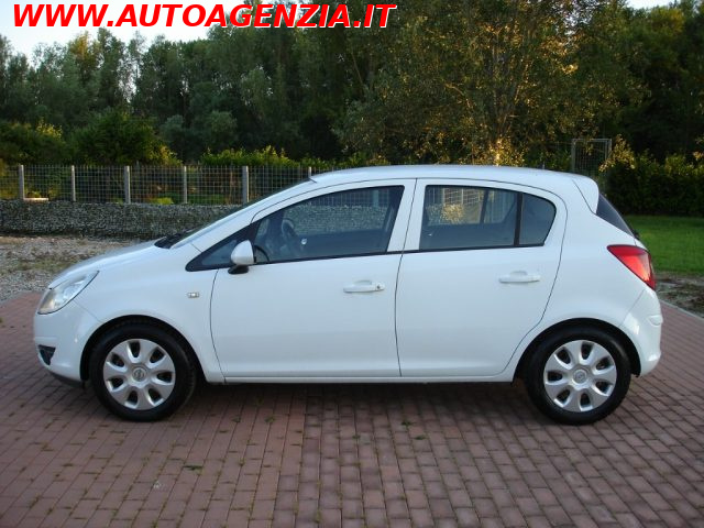 OPEL Corsa usata 2