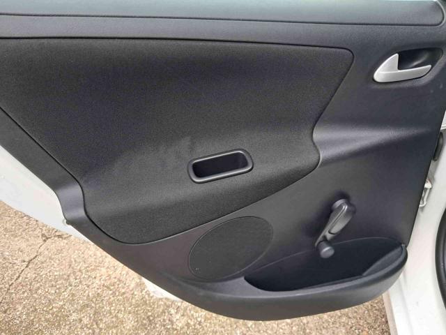 PEUGEOT 207 usata 19