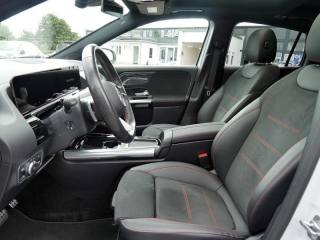 MERCEDES-BENZ GLA 200 usata, con Cronologia tagliandi
